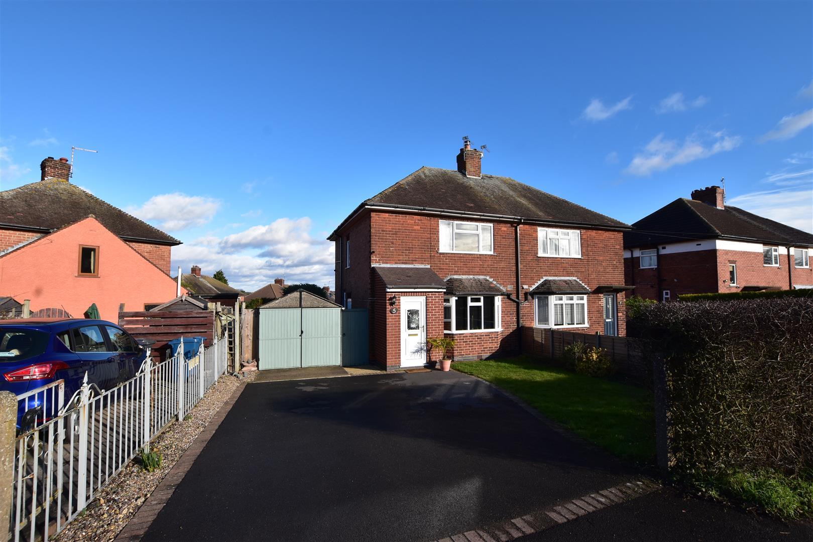2 Bedroom Property For Sale in East Leake, Rempstone Road £220,000